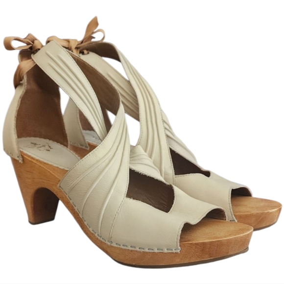 Anthro Miss Albright Ivory Leather Ruched Corset Tie-back Clog Sandals Size 7.5‎ - Picture 1 of 5